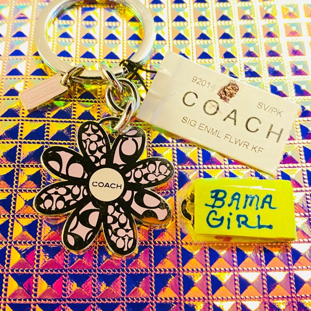 Coach Flower 🌺 Keychain/ Bag Charm FOR KEYCHAIN ONLY - Picture 10 of 10